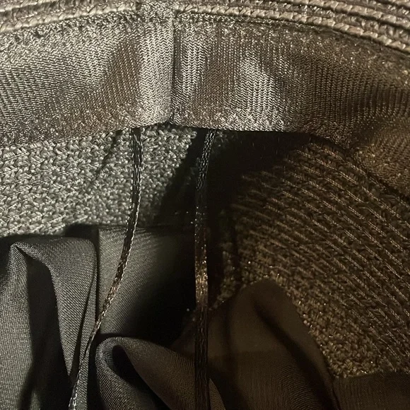 Wide Brimmed Chiffon Strap Straw Hat🖤 - Picture 7 of 7